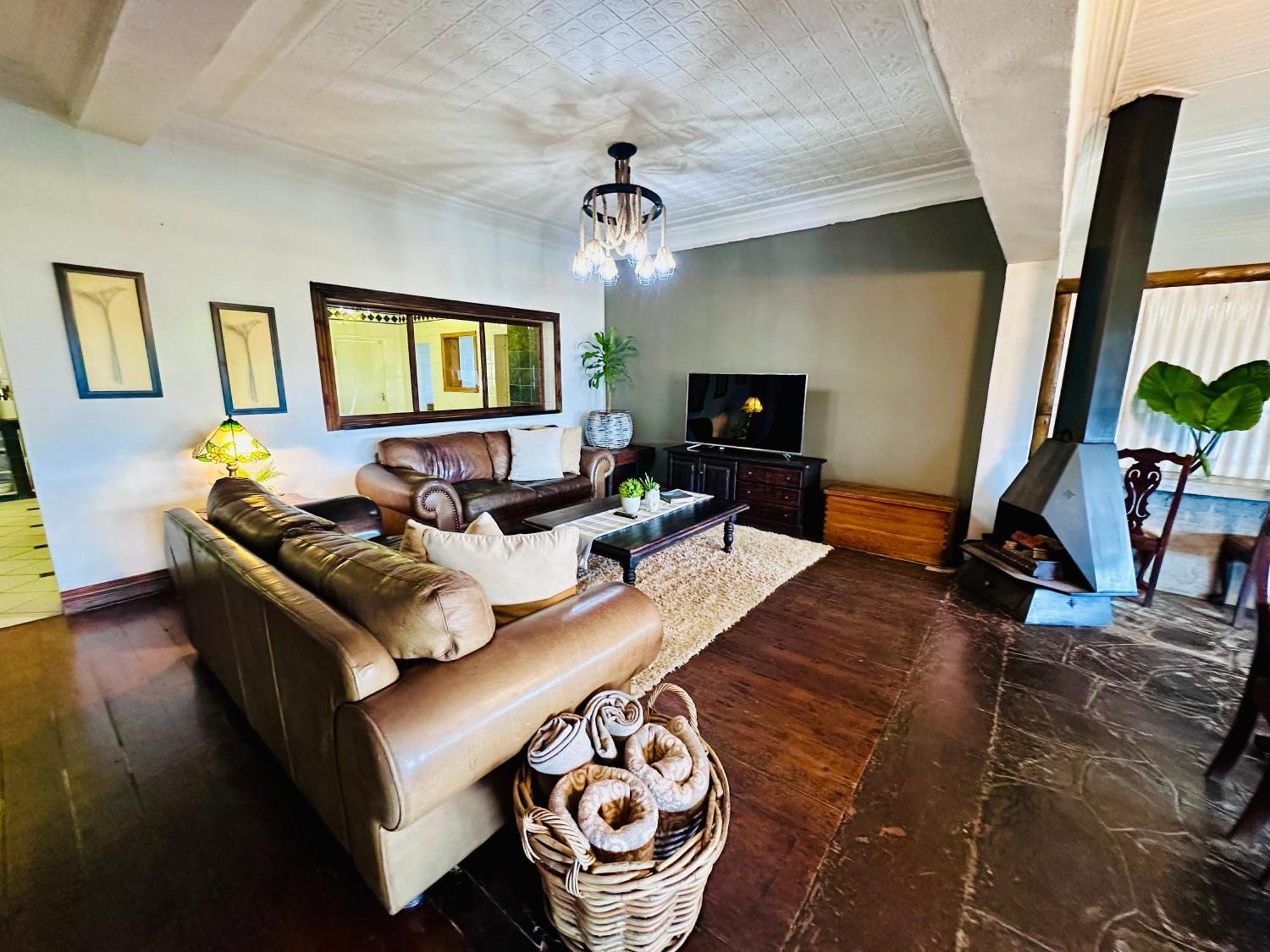 49Onmain Self Catering Holiday Home Sabie Exterior photo